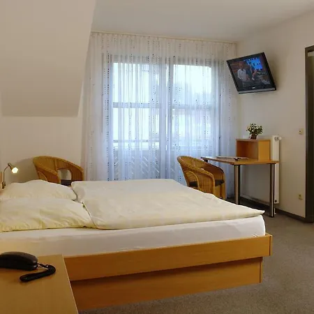 Отель Westfaelischer Hof 2*